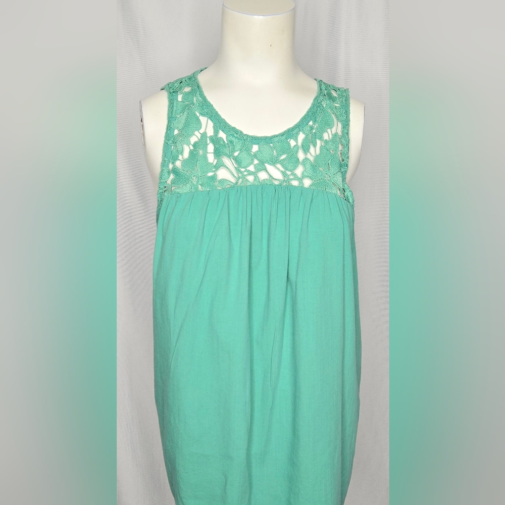 Knox Rose Mint Green Lace Crochet Yoke Sleeveless Top L NWOT